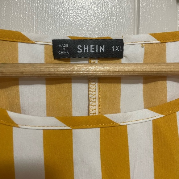 Mustard Shein Curve striped blouse 1x - Picture 3 of 5